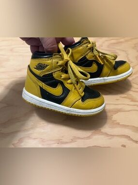 Toddler Nike Air Jordan 1 (Pollen)